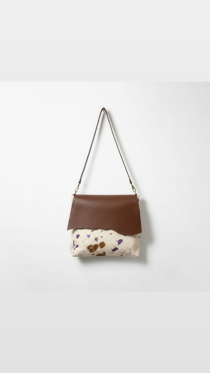 Dakota Crossbody Messenger Bag - Heritage Collection - Cowhide